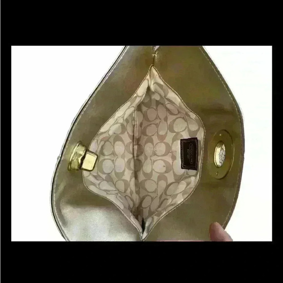 Coach Large Gold Patent Leather Clutch Wristlet Wallet Purse - Picture 6 of 6